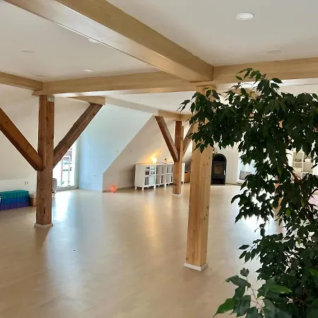 Om Yoga Center *
